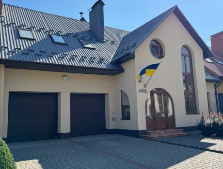Продаж будинку 5 кімнат 240 кв. м. 3 сот. (Гречани) Хмельницький