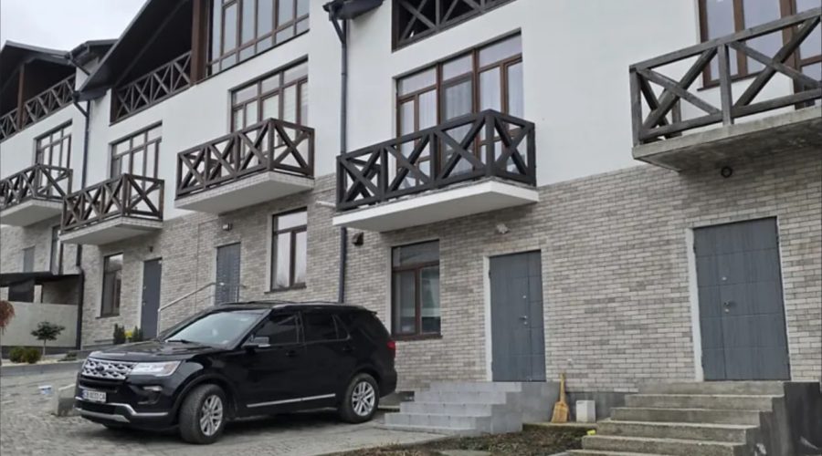 Продаж таунхаусу 3 кімнати 210 кв. м. 1 сот. Garden House (Виставка) Хмельницький