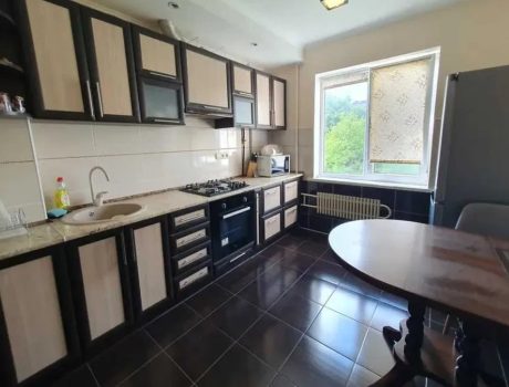 Продаж квартири 3 кімнати 72 кв. м. Степана Бандери (Виставка) Хмельницький