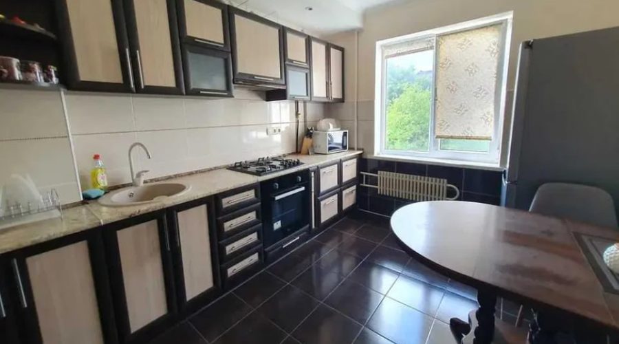 Продаж квартири 3 кімнати 72 кв. м. Степана Бандери (Виставка) Хмельницький