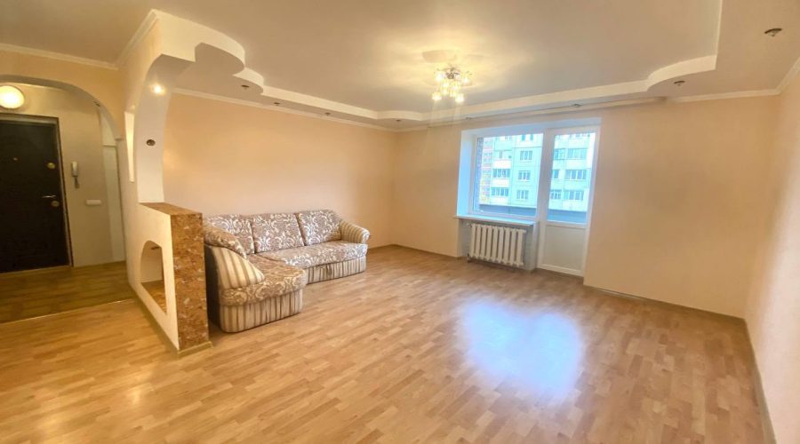 Продаж квартири 3 кімнати 85 кв. м. Залізняка (Озерна) Хмельницький