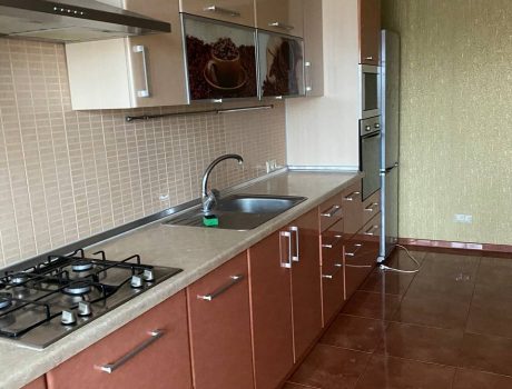 Продаж квартири 2 кімнати 80 кв. м. Старокостянтинівське шосе (Виставка) Хмельницький