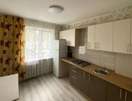 Продаж квартири 3 кімнати 63 кв. м. Прибузька (Центр) Хмельницький