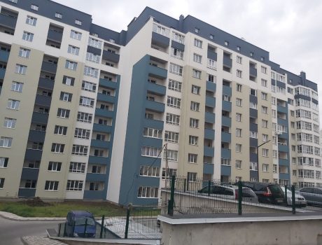 Продаж квартири 2 кімнати 70 кв. м. Лісогринівецька (Озерна) Хмельницький