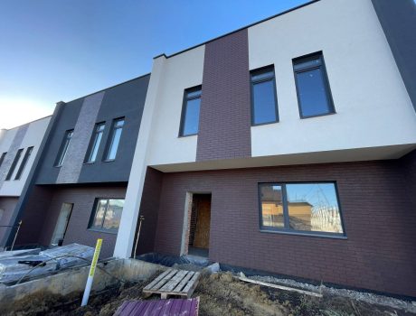 Продаж таунхаусу 4 кімнати 122 кв. м. 1 сот. КМ Lagom (Дендропарковий) Хмельницький