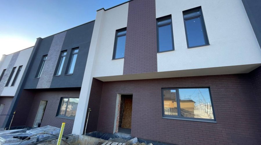 Продаж таунхаусу 4 кімнати 122 кв. м. 1 сот. КМ Lagom (Дендропарковий) Хмельницький