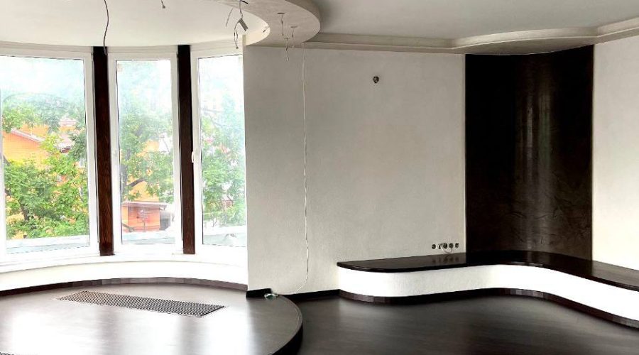 Продаж квартири 5 кімнат 197 кв. м. Зарічанська (Виставка) Хмельницький