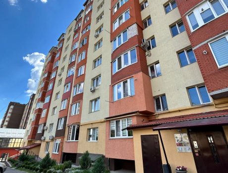 Продаж квартири 2 кімнати 73 кв. м. ЖК “Патріот (Озерна) Хмельницький