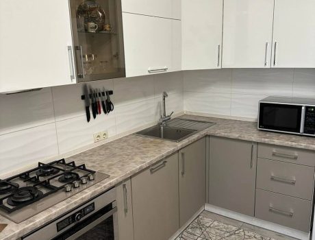 Продаж квартири 3 кімнати 98 кв. м. Січових стрільців (Озерна) Хмельницький