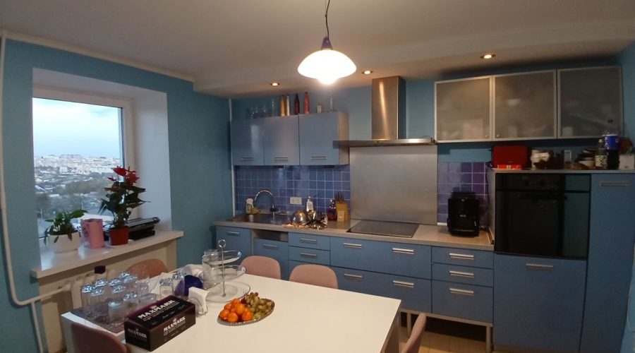 Продаж квартири 3 кімнати 73 кв. м. Мазура (Виставка) Хмельницький