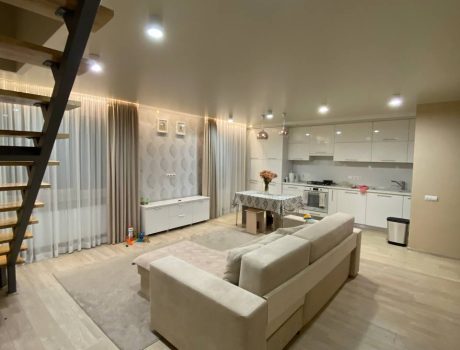 Продаж квартири 3 кімнати 120 кв. м. Вінницька (Виставка) Хмельницький