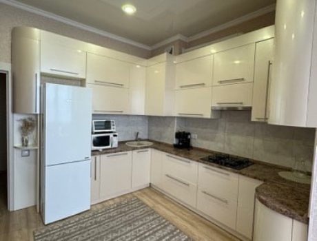 Продаж квартири 2 кімнати 75 кв. м. ЖК Віденський (Виставка) Хмельницький