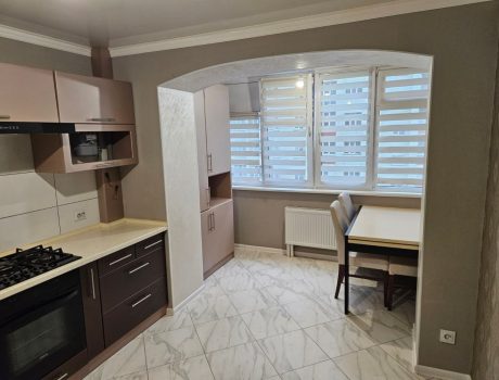 Оренда 1 кімната 47 кв. м. Лісогринівецька (Озерна) Хмельницький