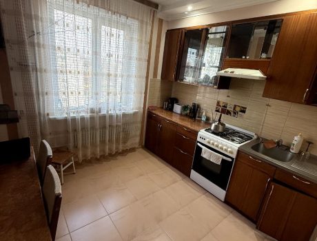 Продаж квартири 3 кімнати 69 кв. м. Водопровідна (Центр) Хмельницький