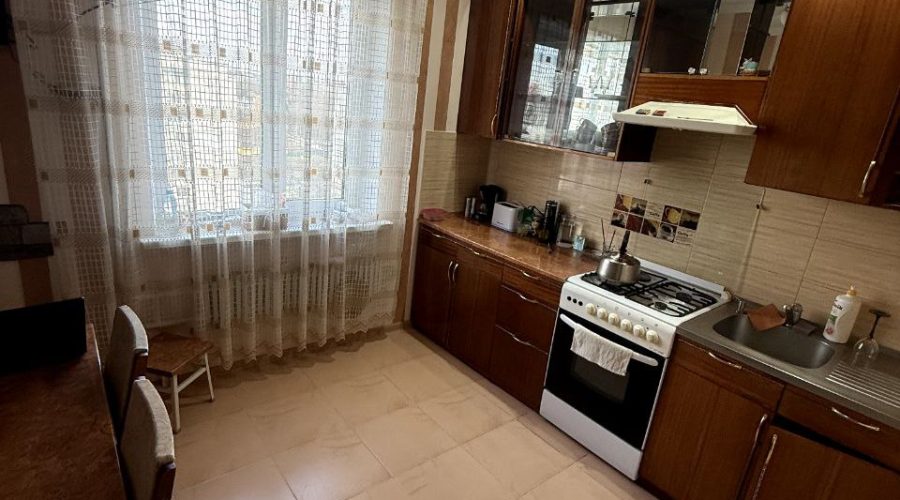 Продаж квартири 3 кімнати 69 кв. м. Водопровідна (Центр) Хмельницький