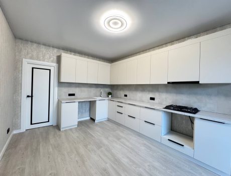 Продаж квартири 1 кімната 47 кв. м. Лісогринівецька (Озерна) Хмельницький