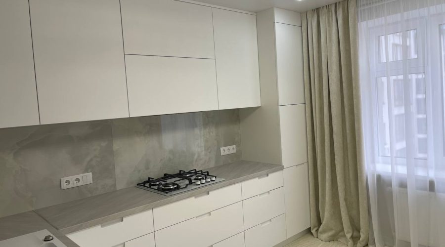 Продаж квартири 3 кімнати 98 кв. м. Плоска (Центр) Хмельницький