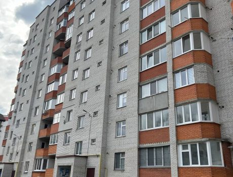 Продаж квартири 2 кімнати 79 кв. м. Інститутська (Південно-Захід) Хмельницький