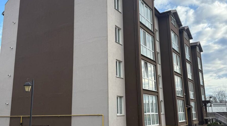 Продаж квартири 2 кімнати 81 кв. м. ЖК Перший Парковий (Озерна) Хмельницький