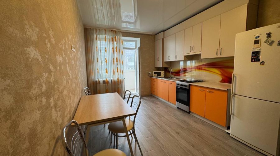 Оренда 1 кімната 48 кв. м. ЖК Академмістечко (Центр) Хмельницький