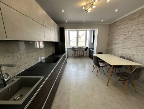 Продаж квартири 3 кімнати 86 кв. м. ЖК Зоряний (Гречани) Хмельницький