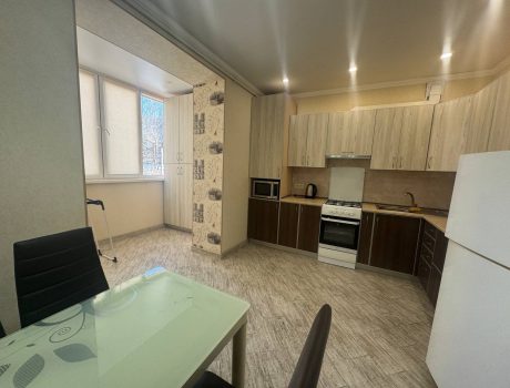 Оренда 1 кімната 55 кв. м. (Південно-Захід) Хмельницький