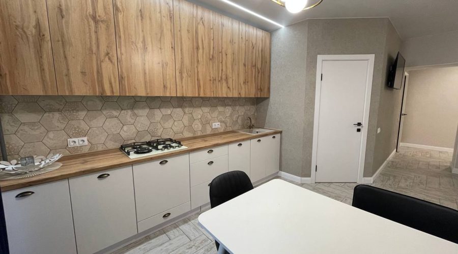 Оренда 1 кімната 58 кв. м. (Озерна) Хмельницький