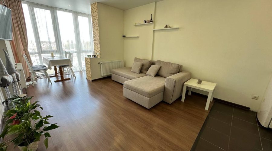 Продаж квартири 1 кімната 42 кв. м. ЖК Парковий бульвар (Центр) Хмельницький