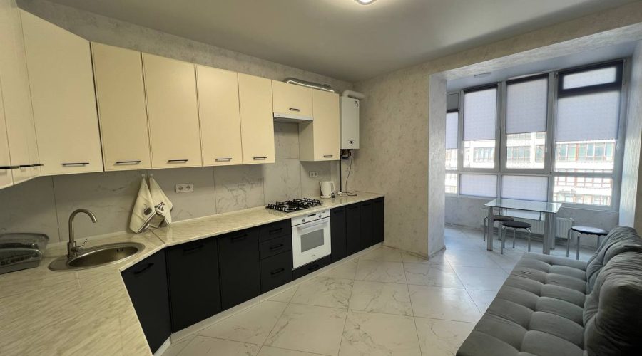 Оренда 1 кімната 50 кв. м. Проскурівського Підпілля (Центр) Хмельницький