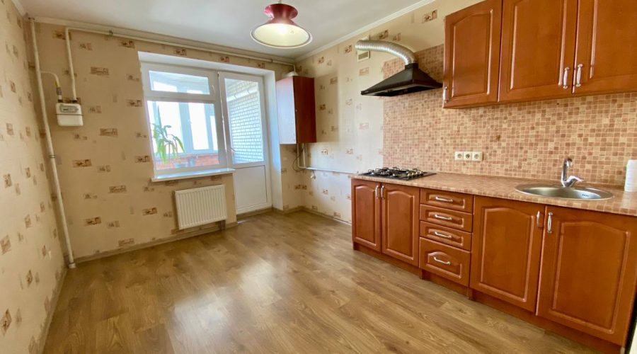 Продаж квартири 1 кімната 40 кв. м. Лісогринівецька (Озерна) Хмельницький