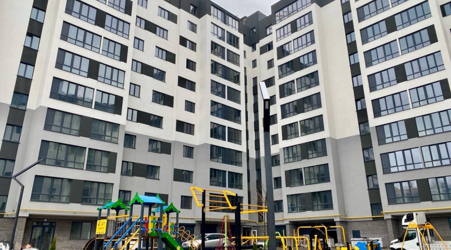 Продаж квартири 2 кімнати 64 кв. м. ЖК Автобіографія (Виставка) Хмельницький