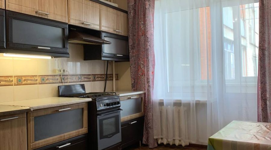 Продаж квартири 3 кімнати 71 кв. м. Перемоги (Виставка) Хмельницький