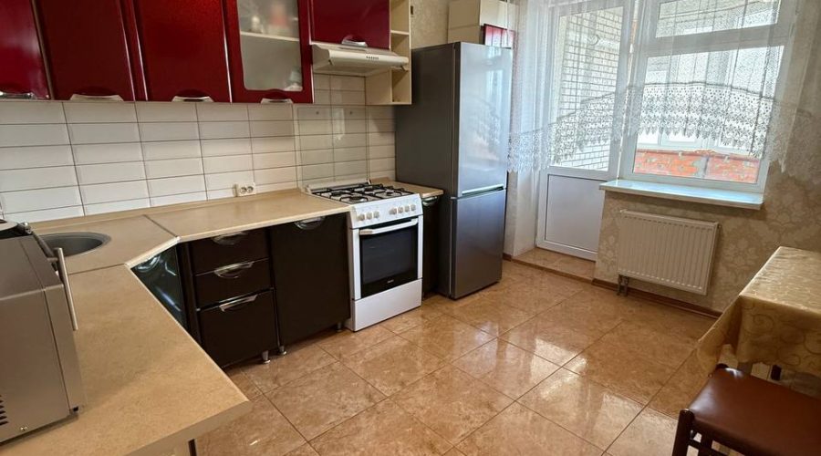 Продаж квартири 1 кімната 43 кв. м. Лісогринівецька (Озерна) Хмельницький