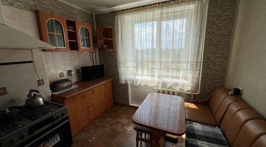 Продаж квартири 2 кімнати 78 кв. м. Марії Трембовецької (ж-д вокзал) Хмельницький