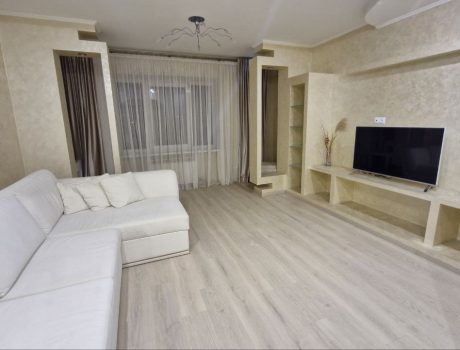 Оренда 3 кімнати 90 кв. м. Свободи (Центр) Хмельницький