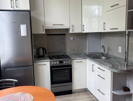 Оренда 1 кімната 32 кв. м. Проскурівського підпілля (Центр) Хмельницький