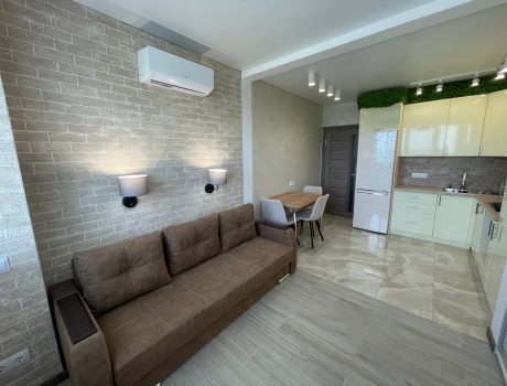 Продаж квартири 1 кімната 45 кв. м. Лісогринівецька (Озерна) Хмельницький