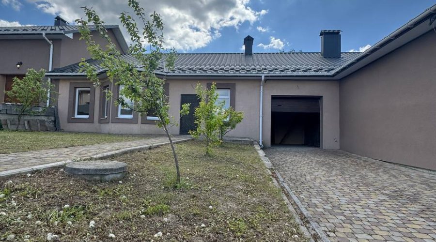 Продаж таунхаусу 3 кімнати 124 кв. м. 4 сот. (Лісові Грінівці) Хмельницький