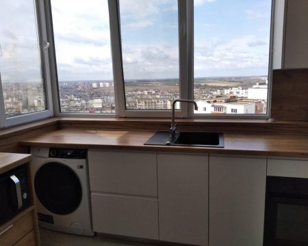 Продаж квартири 2 кімнати 77 кв. м. ЖК Форест (Озерна) Хмельницький