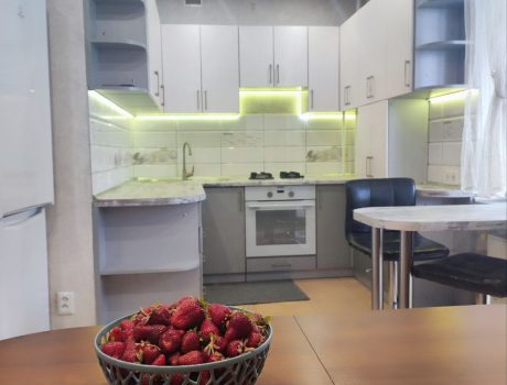 Продаж квартири 1 кімната 41 кв. м. С.Бандери (Виставка) Хмельницький