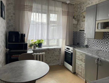 Продаж квартири 2 кімнати 53 кв. м. пров. Іподромний (Дубове) Хмельницький