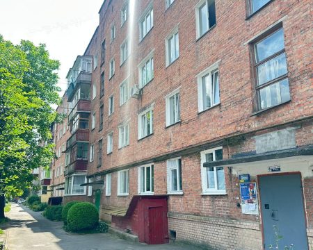 Продаж квартири 3 кімнати 52 кв. м. Зарічанська (Виставка) Хмельницький