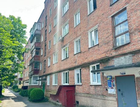 Продаж квартири 3 кімнати 52 кв. м. Зарічанська (Виставка) Хмельницький