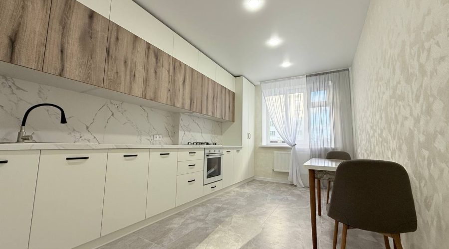 Продаж квартири 1 кімната 43 кв. м. Лісогринівецька (Озерна) Хмельницький