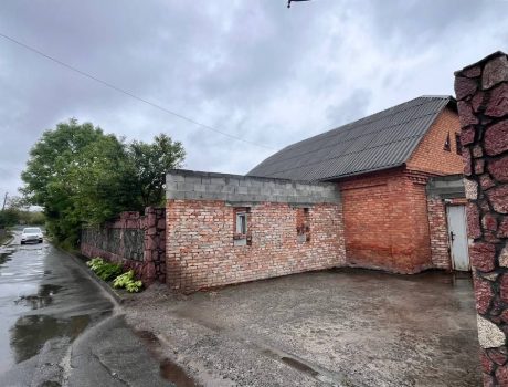 Продаж будинку 4 кімнати 113 кв. м. 4 сот. (Гречани) Хмельницький