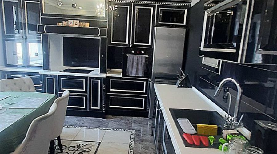 Оренда 3 кімнати 108 кв. м. Водопровідна (Центр) Хмельницький