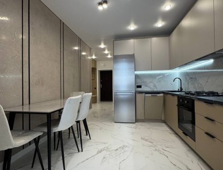 Продаж квартири 2 кімнати 75 кв. м. Бандери (Виставка) Хмельницький