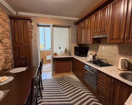 Продаж квартири 3 кімнати 88 кв. м. Старкон. Шосе (Центр) Хмельницький