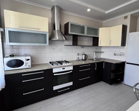 Оренда 1 кімната 47 кв. м. Січових Стрільців (Озерна) Хмельницький