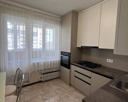 Оренда 2 кімнати 55 кв. м. Кармелюка (Озерна) Хмельницький